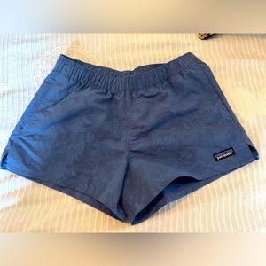 Patagonia women’s barely baggie 2 1/2 inch shorts